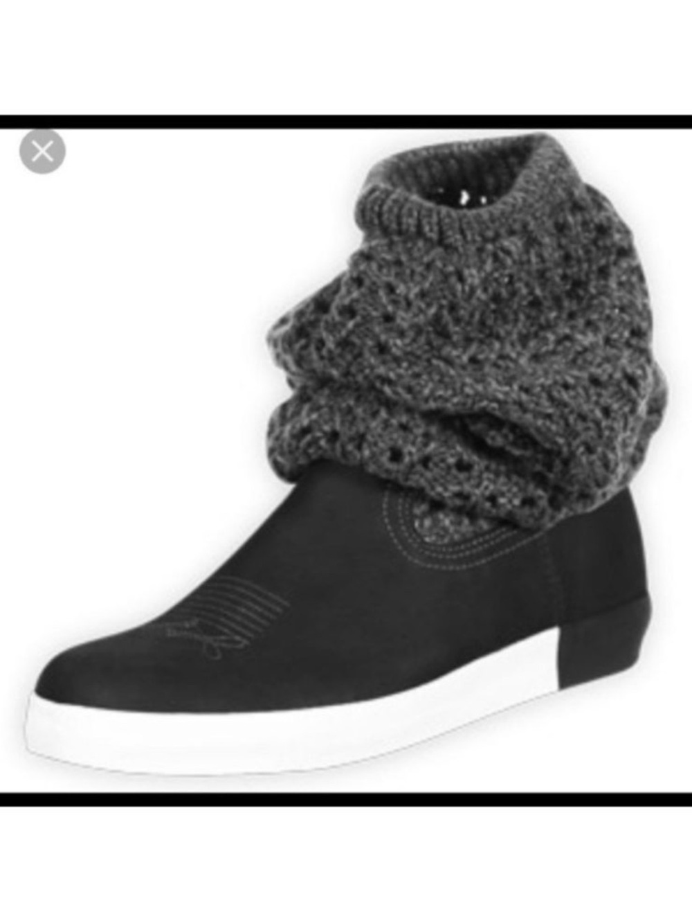 LIMITED EDITION Puma Betty Leg Warmer Sneakers